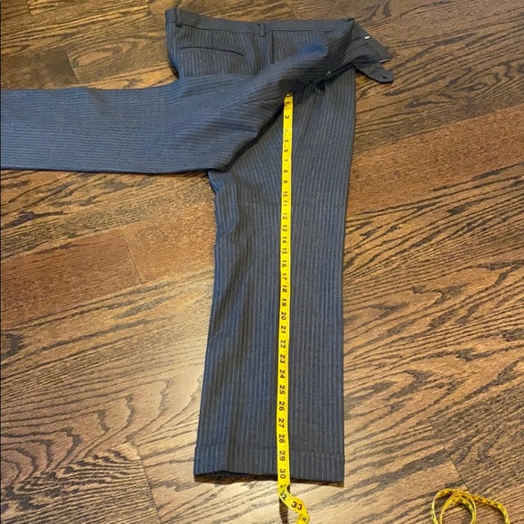 Zara Men’s Gray Pin Stripe Suit - Picture 6 of 8